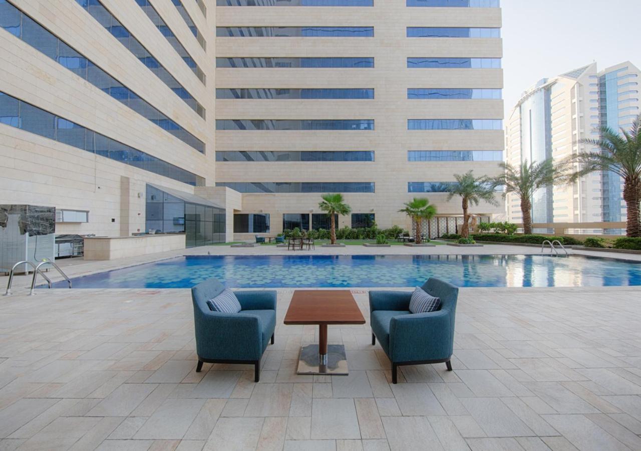 Holiday Suites Al Azizia Mekka Exteriér fotografie Pool area