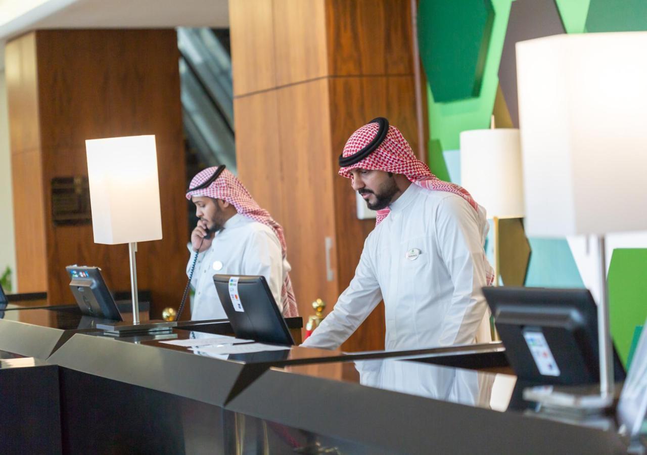 Holiday Suites Al Azizia Mekka Exteriér fotografie Reception