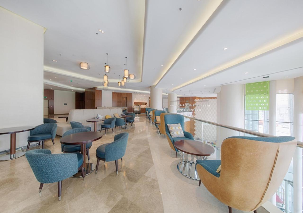 Holiday Suites Al Azizia Mekka Exteriér fotografie The hotel's lobby